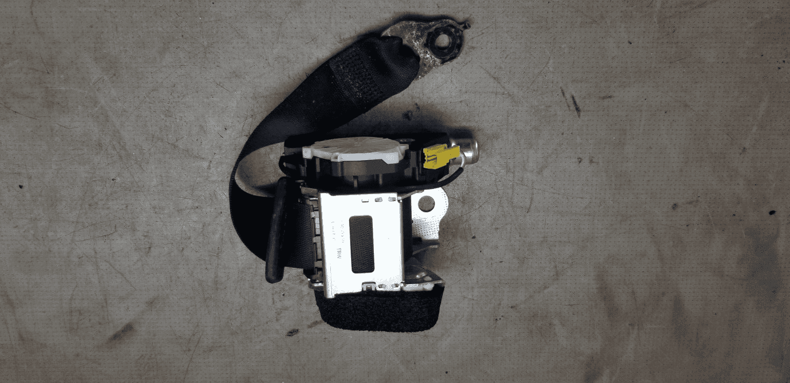 MERCEDES BENZ C CLASS SEAT BELT REAR LEFT PASSENGER SIDE NEARSIDE W204 2011 - Image 3