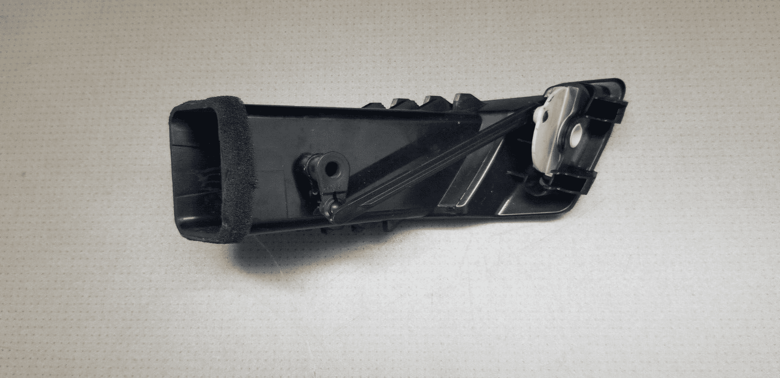 MERCEDES BENZ SPRINTER /906/ 2010 DASHBOARD AIR VENT RIGHT SIDE A9068300354 - Image 4