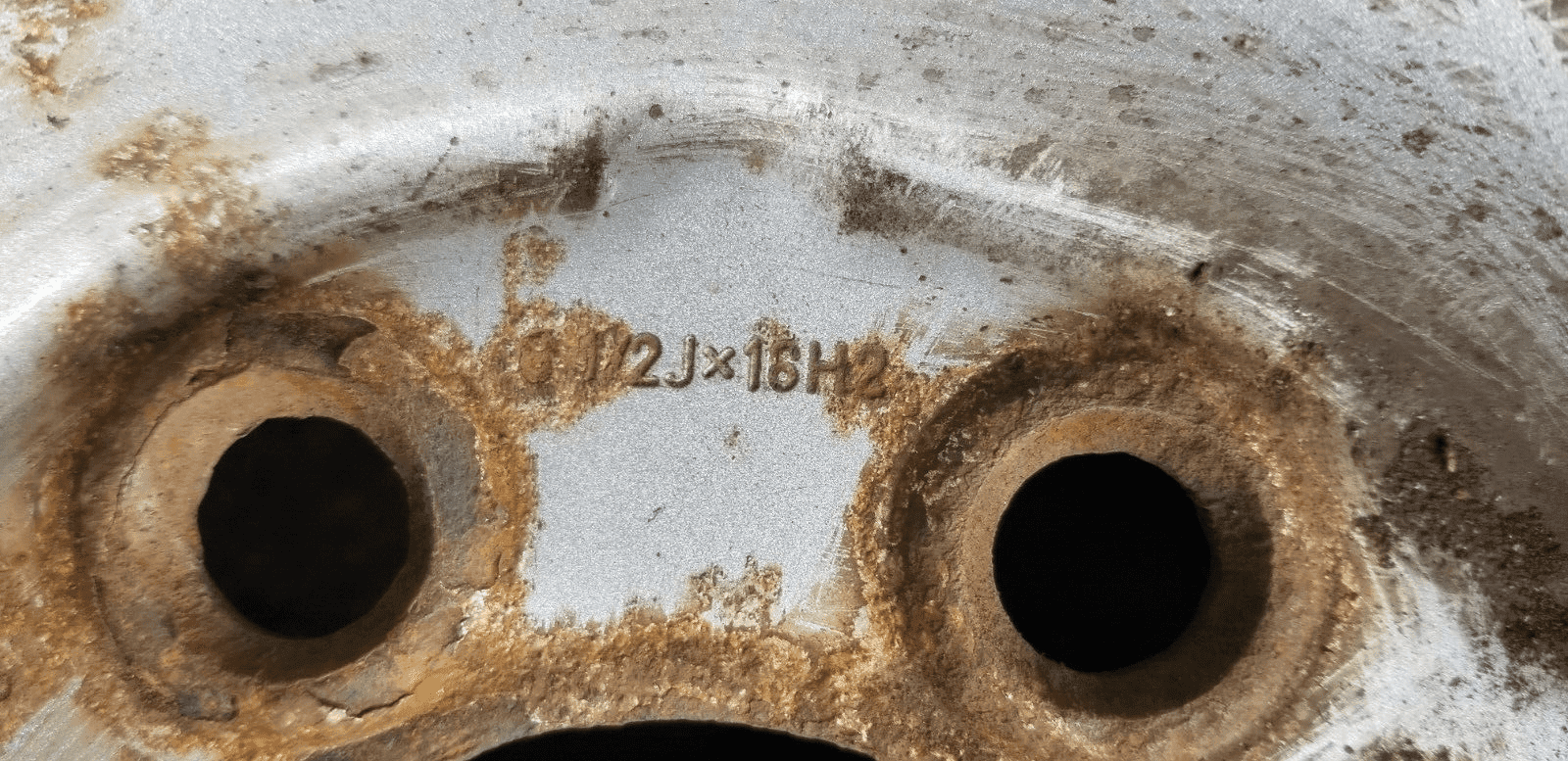 Mercedes Sprinter W906 16" Steel Wheel with Continental 235/65R16 Tyre - 6 Stud OEM - Image 5