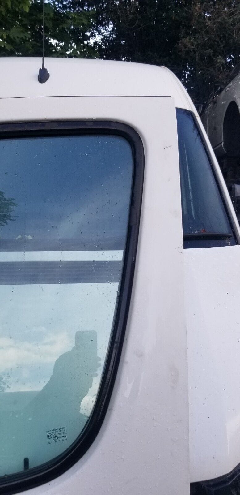 MERCEDES BENZ SPRINTER W906 VOLKSWAGEN CRAFTER PASSENGER SIDE FRONT WHITE DOOR - Image 5