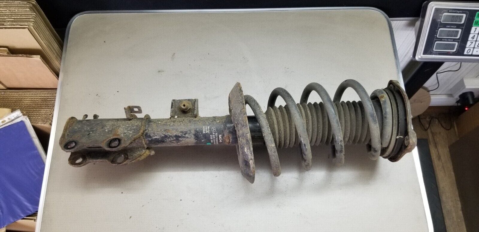 MERCEDES-BENZ Vito 1W639 2014 2.2 SHOCK ABSORBER FRONT A6393206613