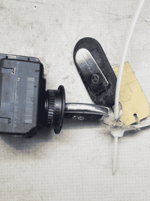 Mercedes C Class Ignition Lock Barrel Switch With Key Fob A2079052600 W204 2011
