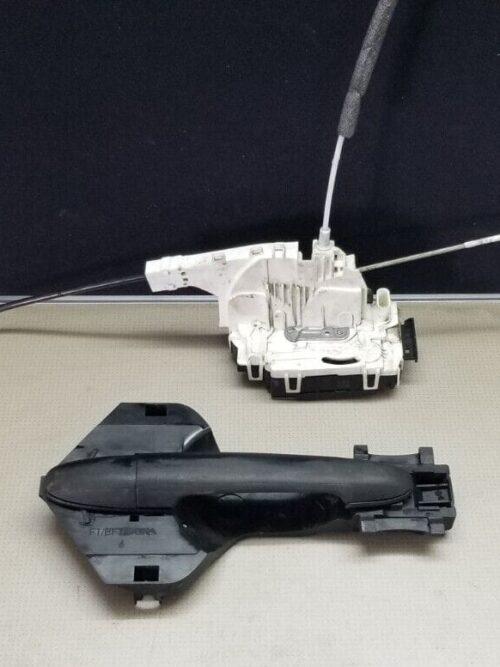 MERCEDES SPRINTER DOOR LOCK ASSEMBLY FRONT LEFT A9067201435 W906 2006 - 2019