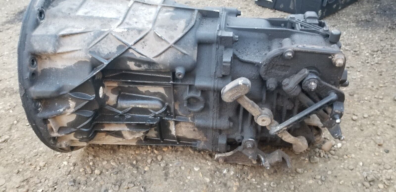 Mercedes Benz Sprinter Gearbox 6 Speed Manual W906 2.1L DSL 2013 A9062602401 - Image 8
