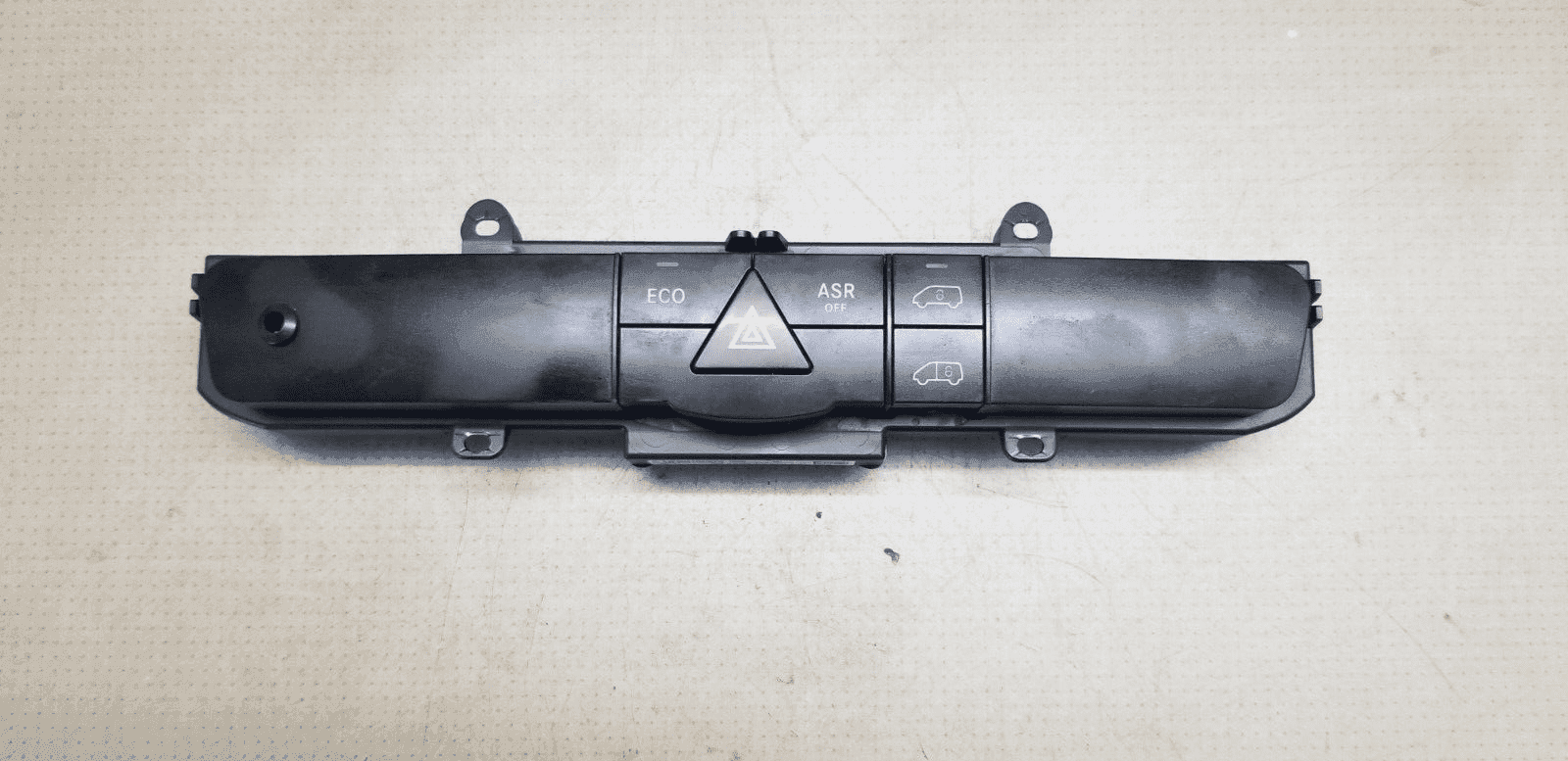 Mercedes Benz Sprinter Hazard Warning Light Switch Panel 2014 2.1 Diesel A9068701110