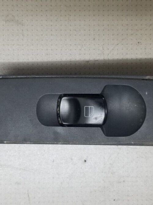 MERCEDES SPRINTER MK2 09-23 ELE WINDOW SWITCH (FRONT PASSENGER SIDE) A9065451913