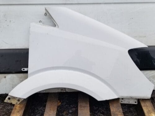 MERCEDES SPRINTER W906 2.1 FRONT DRIVER SIDE WHITE WING/FENDER  2012