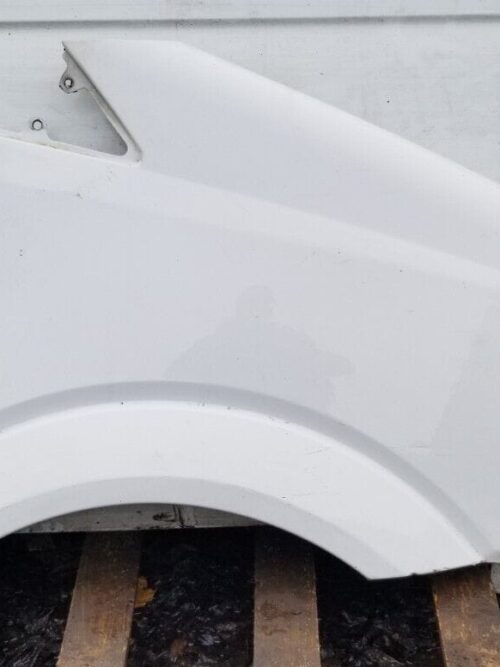 MERCEDES SPRINTER W906 2.1 FRONT DRIVER SIDE WHITE WING/FENDER  2012