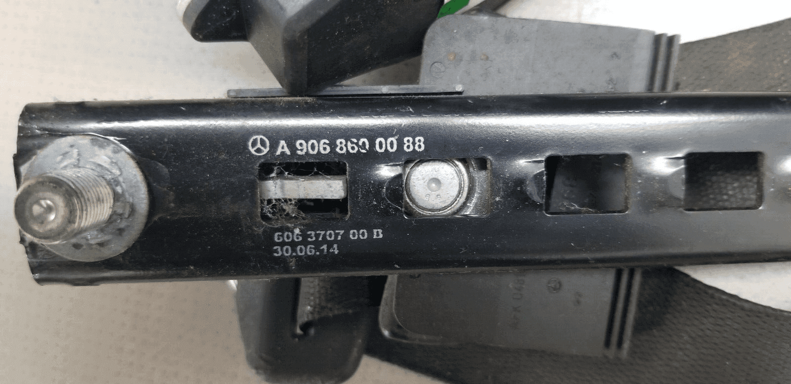 Mercedes Benz Sprinter W906 Front Right O/S/F Seat Belt A9068600485 - Image 3
