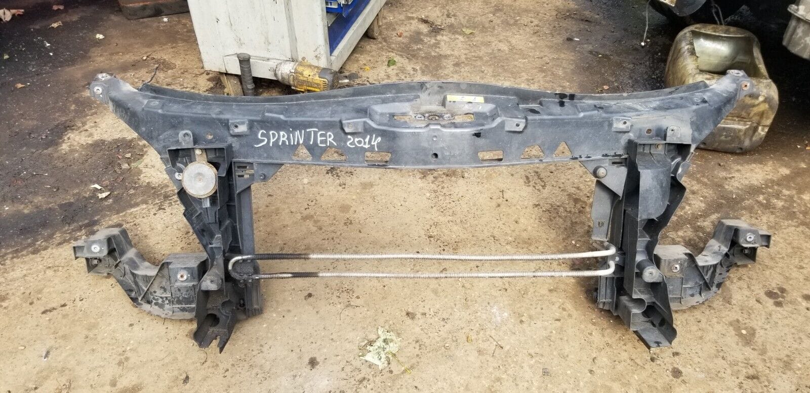 Mercedes Benz Sprinter W906 Front Slam Panel Rad Support |O