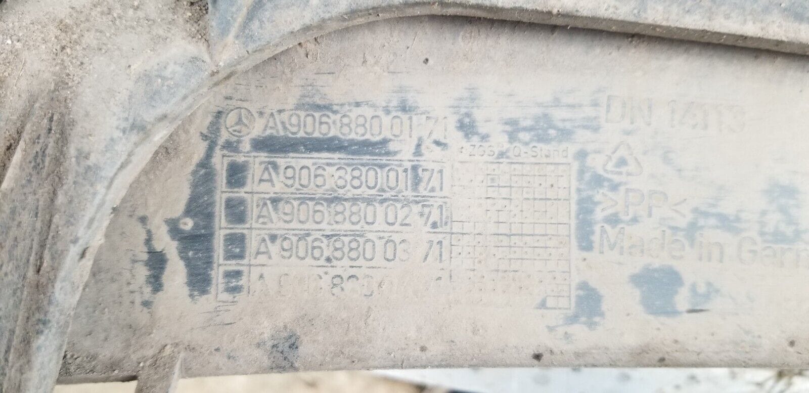 Mercedes Sprinter 2006-17 Rear Bumper A9068800171 - Image 4