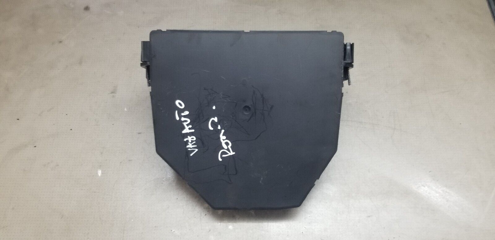 Mercedes-Benz E300 Amg Sport Hybrid W212 2014 Fuse Box Body ECU A2129006924 - Image 6