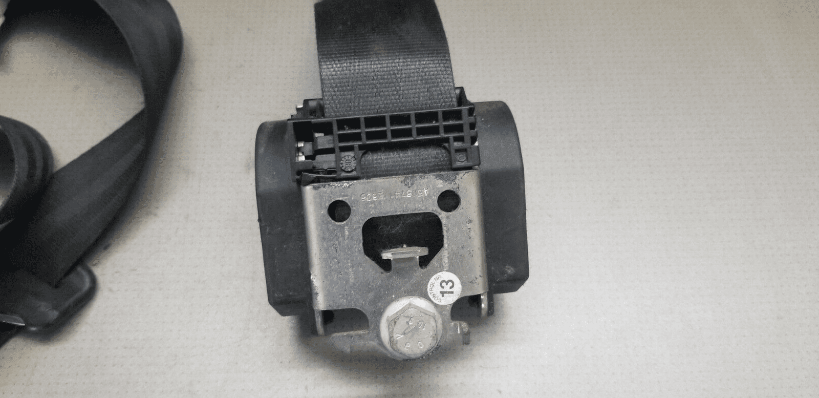 REANULT TRAFIC Vauxhall Vivaro B 2001-2014 SEAT BELT - PASSENGER FRONT 696522 - Image 3