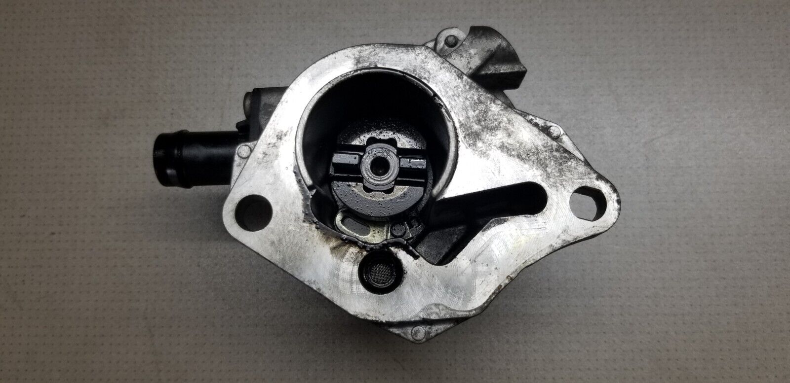 RENAULT KANGOO 1.5 DCI BRAKE VACUUM PUMP PIERBURG 820039956 - Image 6