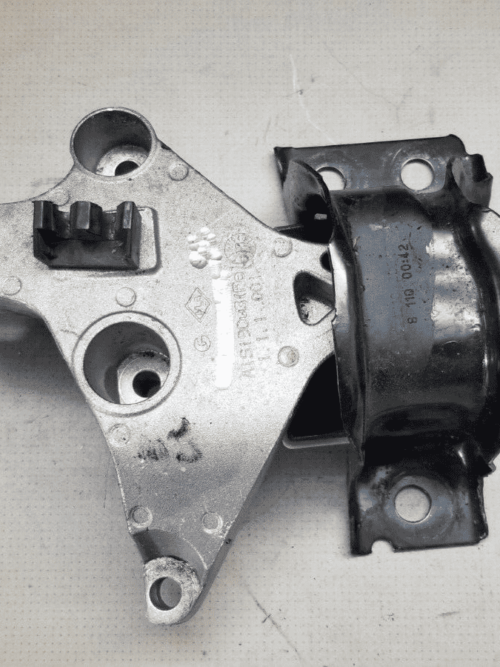 RENAULT KANGOO 1.5 DCI DRIVERS OS ENGINE MOUNT