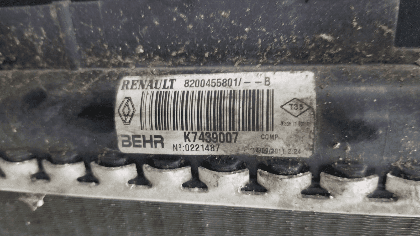 Renault Kangoo Coolant Radiator Assembly 2010 1.5 Diesel Manual 8200455801 - Image 4