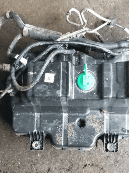 Used AdBlue tank for 2021 Renault Master III