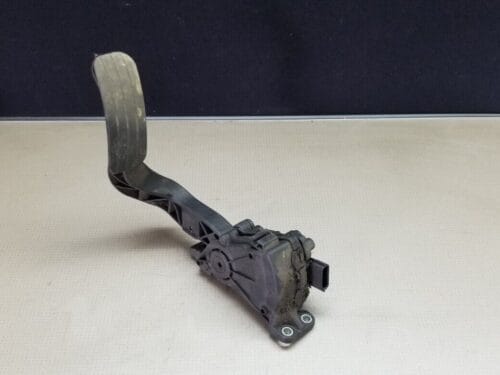 RENAULT MASTER THROTTLE ACCELERATOR PEDAL 2.3L Diesel 8200672371 10-23