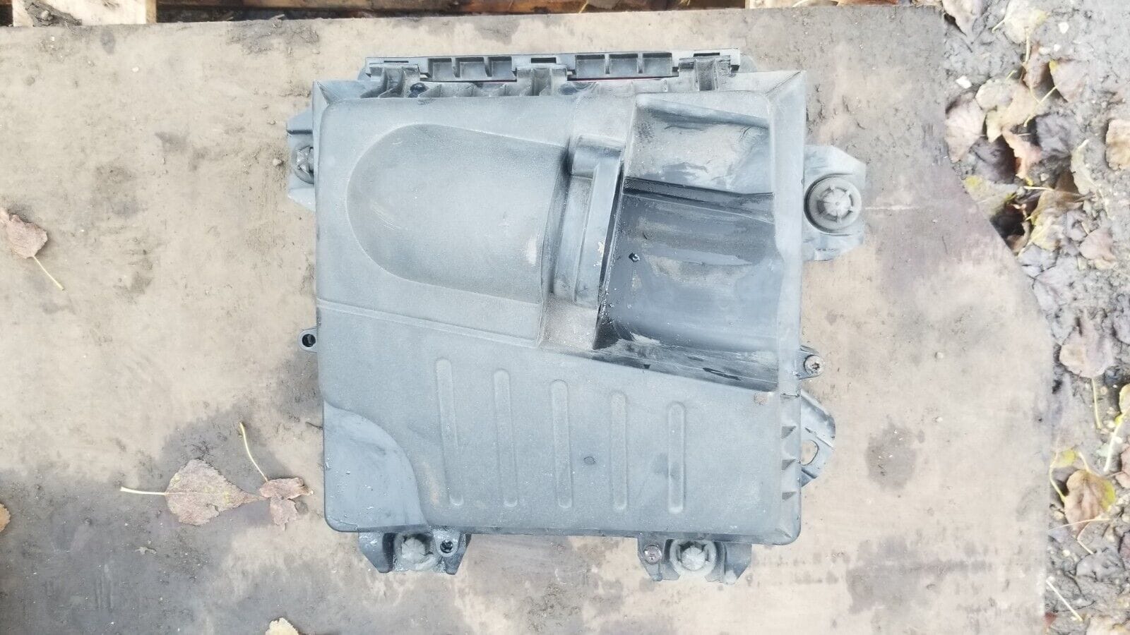 Renault Trafic Air Filter Housing 2.0 Diesel 8200760899