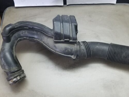 RENAULT TRAFIC MK3 X82 2015 1.6 CDTi INTERCOOLER PIPE 165755972R