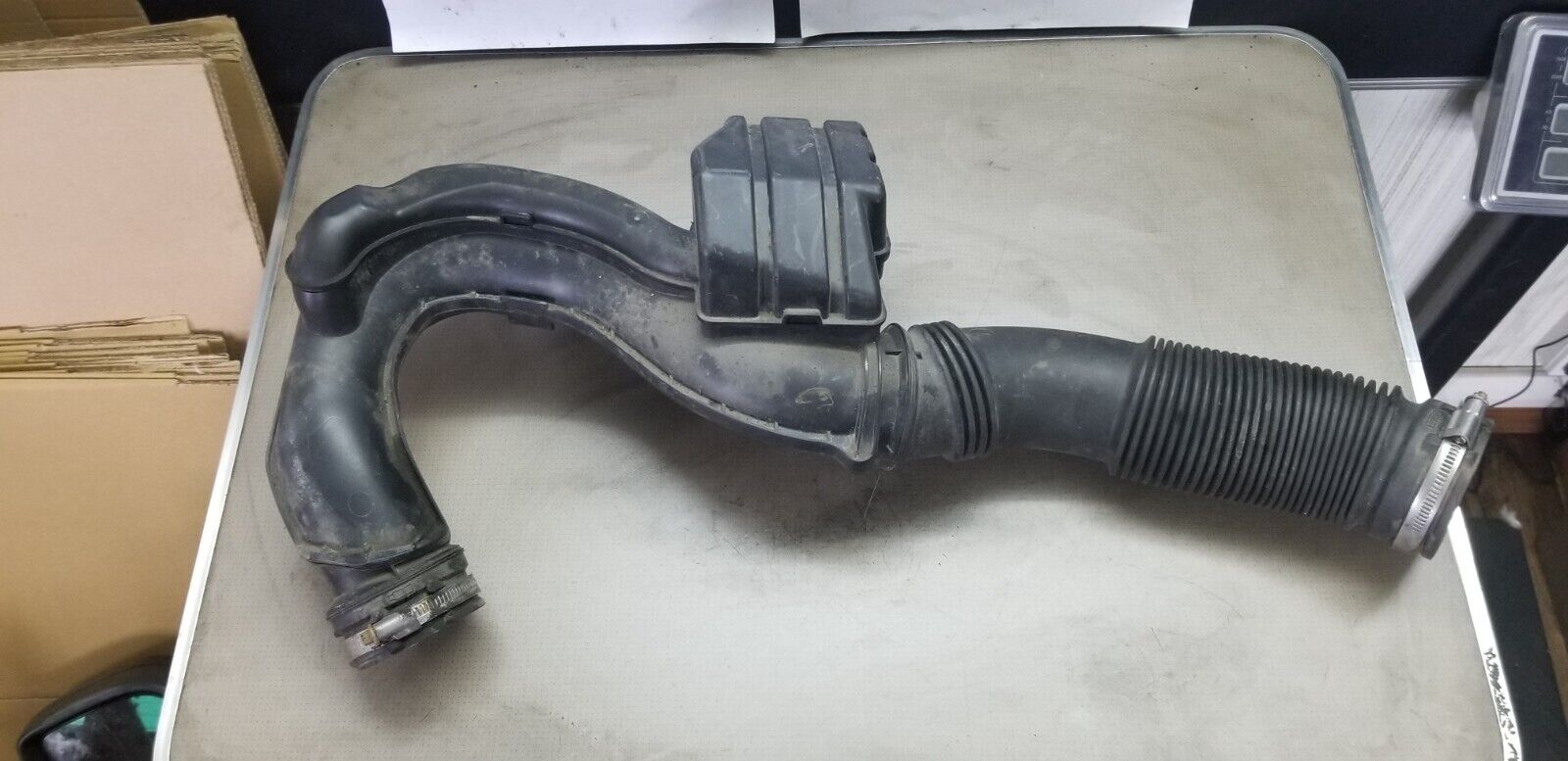 RENAULT TRAFIC MK3 X82 2015 1.6 CDTi INTERCOOLER PIPE 165755972R