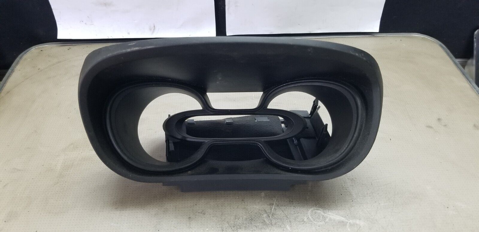 RENAULT TRAFIC VAUXHALL VIVARO SPEEDO SURROUND COVER 681017678R 2015 - 2019