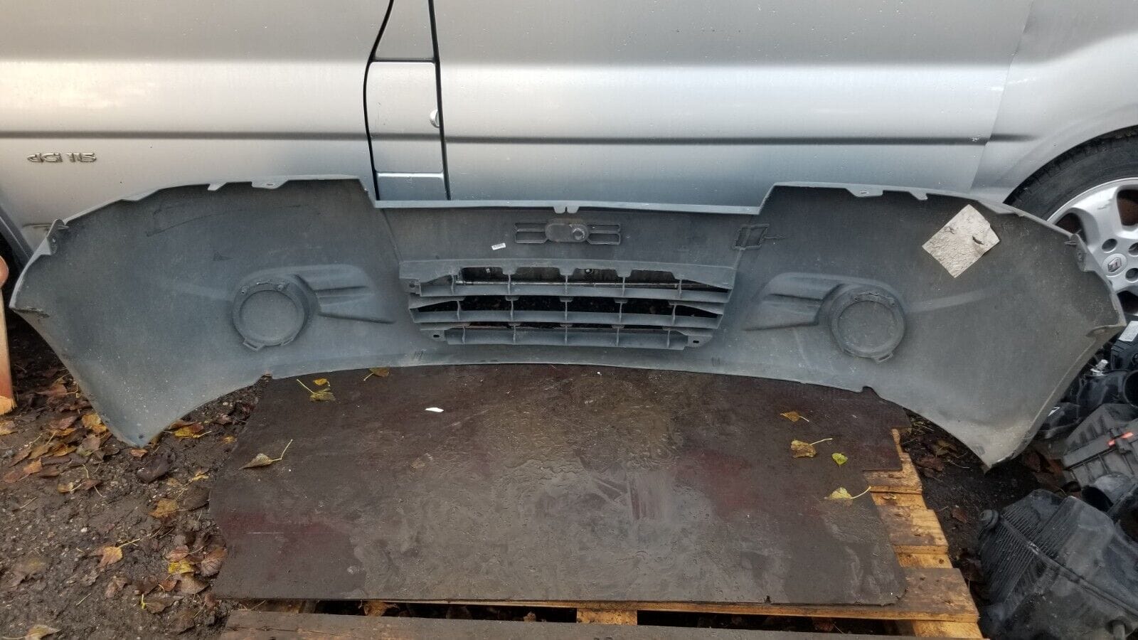 Renault Trafic Front Bumper 620100251R |O - Image 3