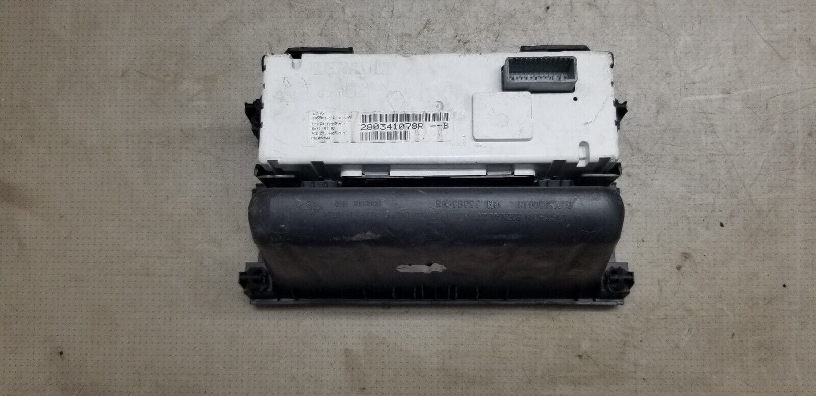 RENAULT TRAFIC/VAUXHALL VIVARO DASHBOARD DISPLAY CLOCK SCREEN 280341078R - Image 4