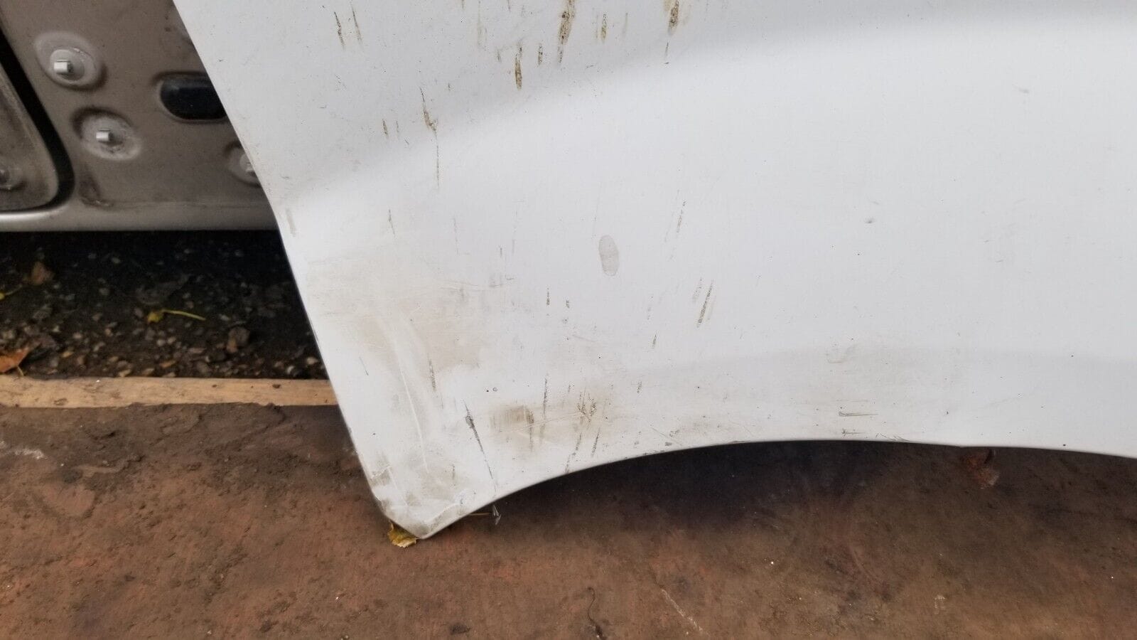 RENAULT TRAFIC/VAUXHALL VIVARO FRONT O/S DRIVER SIDE WING 2010 - Image 3