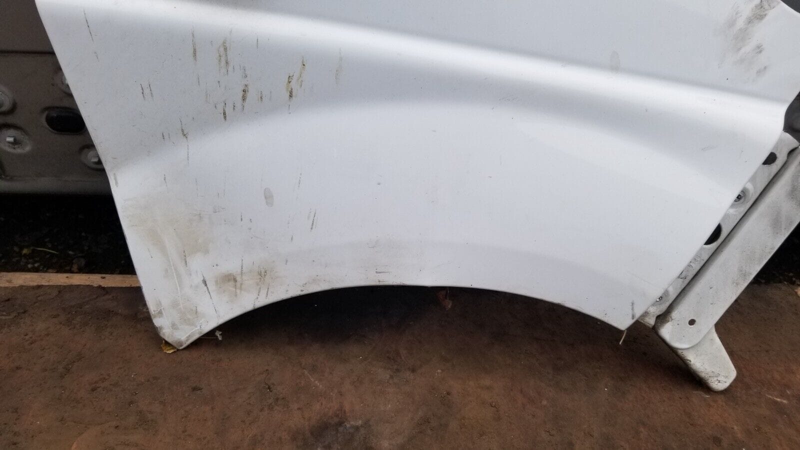 RENAULT TRAFIC/VAUXHALL VIVARO FRONT O/S DRIVER SIDE WING 2010 - Image 4