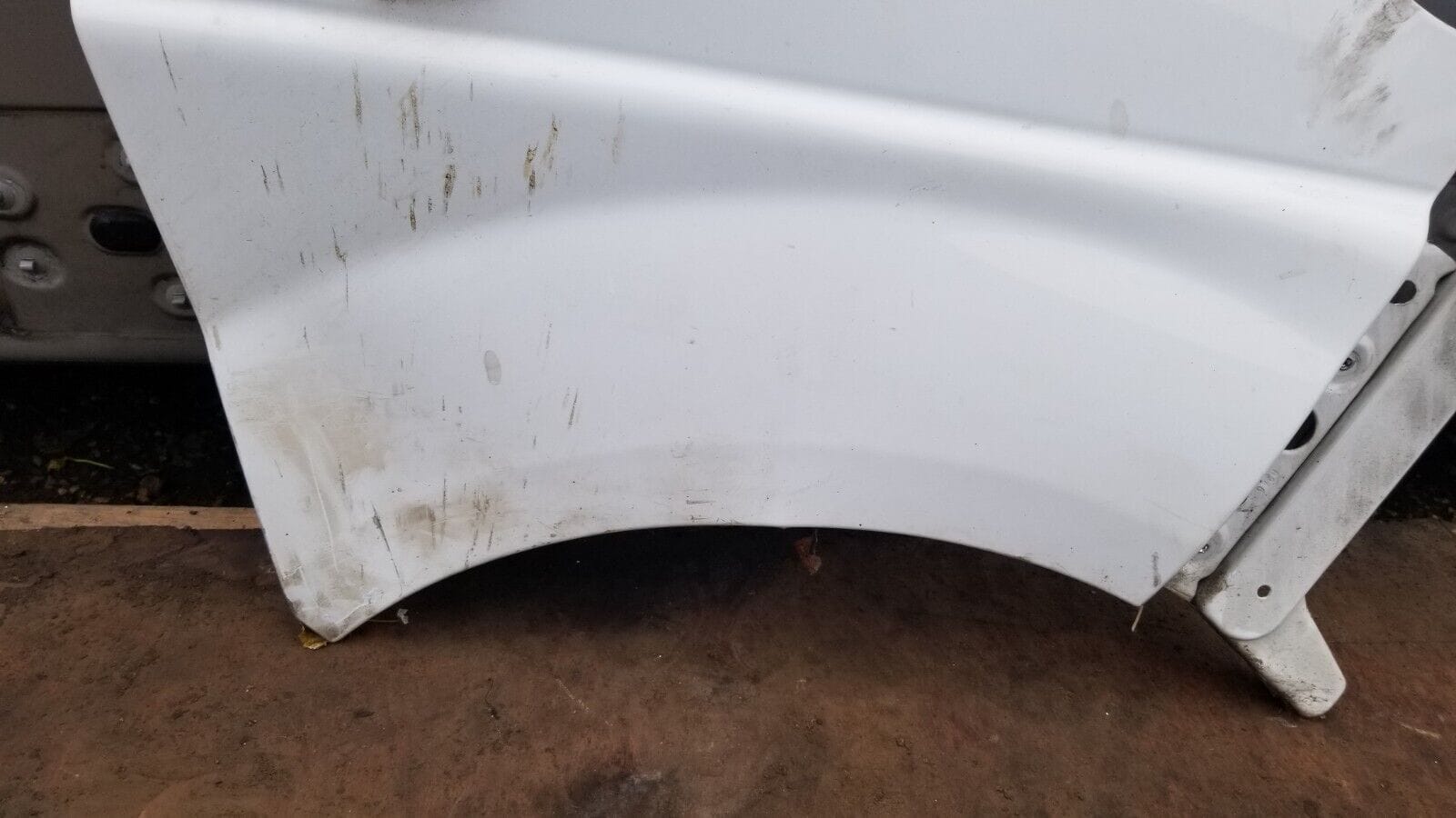 RENAULT TRAFIC/VAUXHALL VIVARO FRONT O/S DRIVER SIDE WING 2010 - Image 5