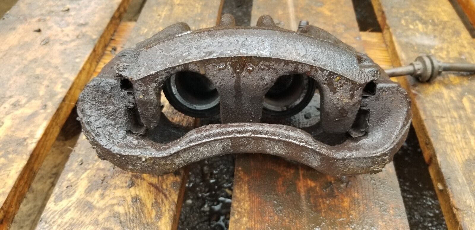 Renault Master / NV400 / Movano 2.3 dci 2011-2017 front caliper passenger side - Image 3