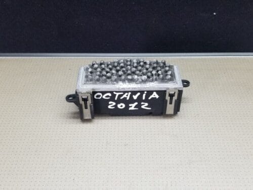 Skoda Octavia 2012 Heater Blower Fan Motor Resistor 3C0907521B |O