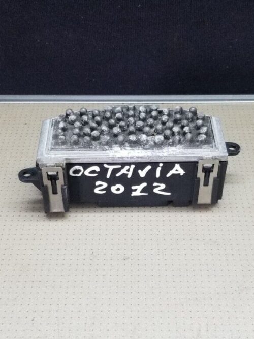 Skoda Octavia 2012 Heater Blower Fan Motor Resistor 3C0907521B |O