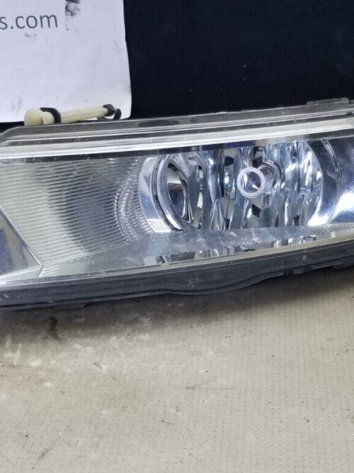 Skoda Rapid 2012-2017 Front Fog Light Lh Passenger Side 5JA941699