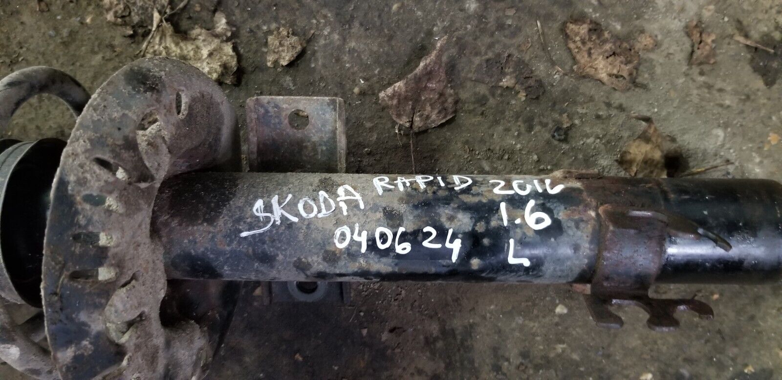 Skoda Rapid Shock Absorber Front Driver Side Offside Suspension 2016 1.6L Diesel |O - Image 3