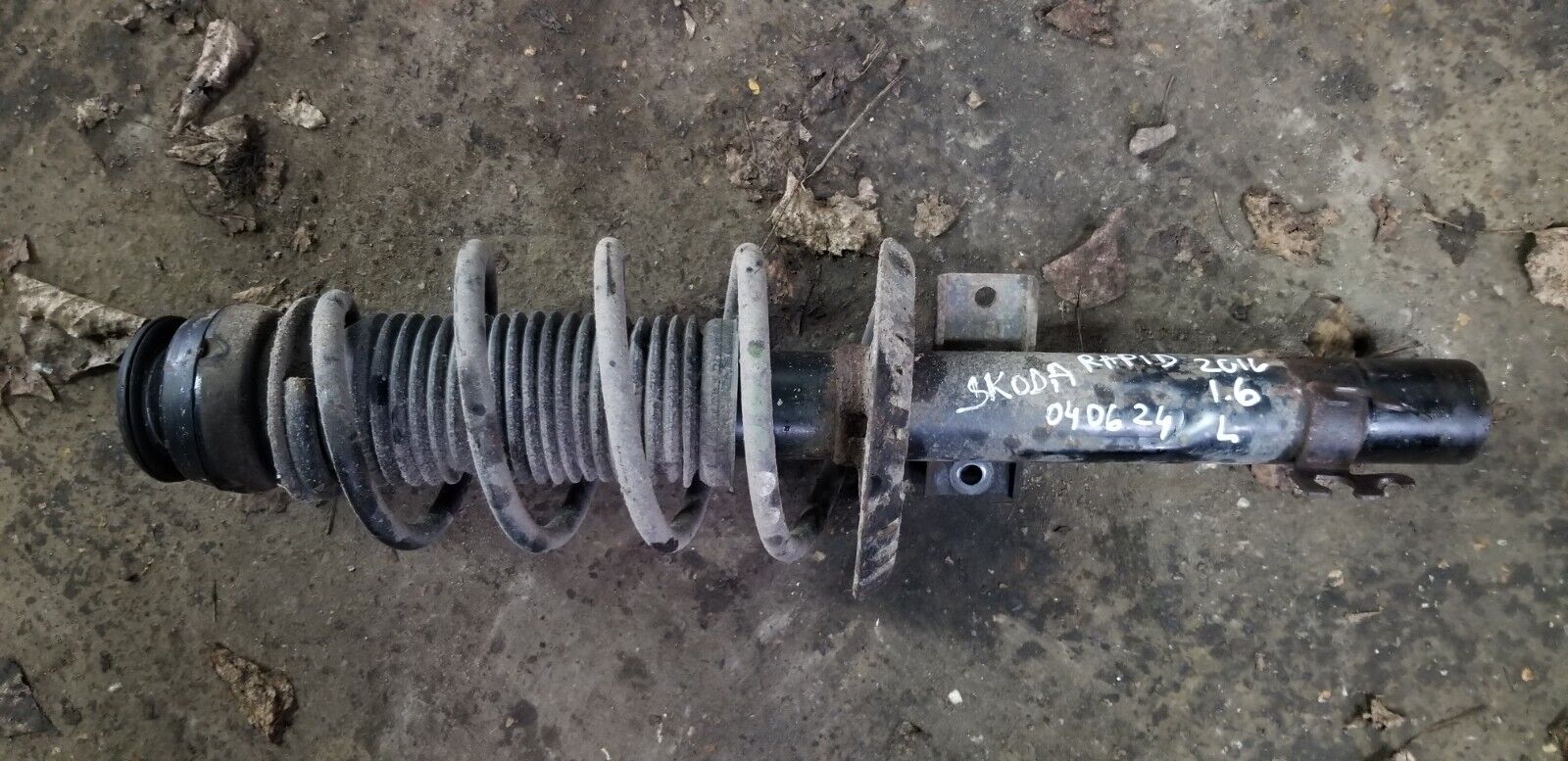 Skoda Rapid Shock Absorber Front Driver Side Offside Suspension 2016 1.6L Diesel |O