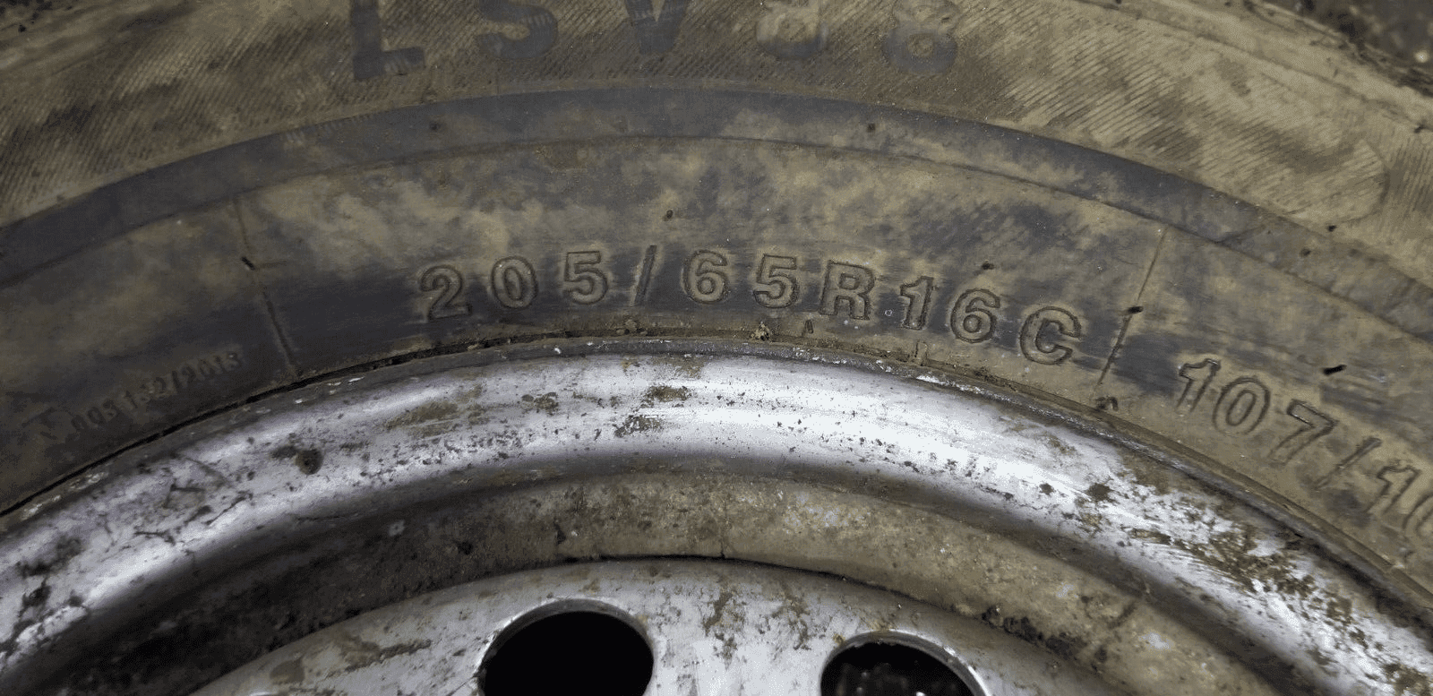 VAUXHALL VIAVARO TRAFIC 16'' STEEL WHEEL & TYRE 205/65R16C - Image 4