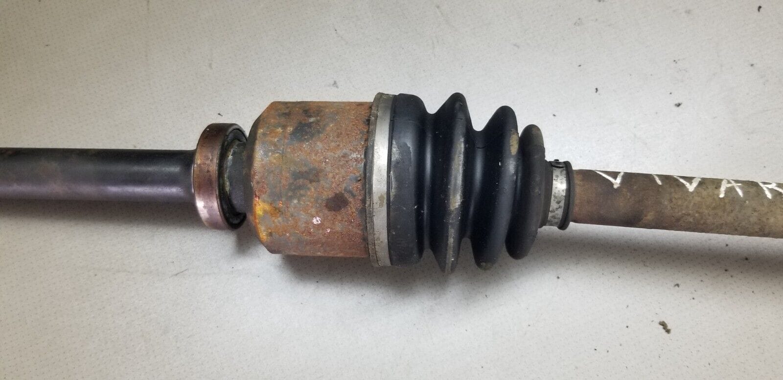 VAUXHALL VIVARO DRIVESHAFT DRIVER SIDE OFFSIDE RH 2014 2.0L DIESEL MANUAL - Image 4