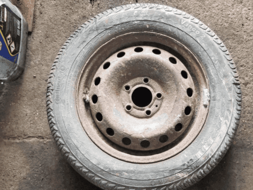 Vauxhall Vivaro Renault Trafic steel wheel with Continental 205/65R16C tyre