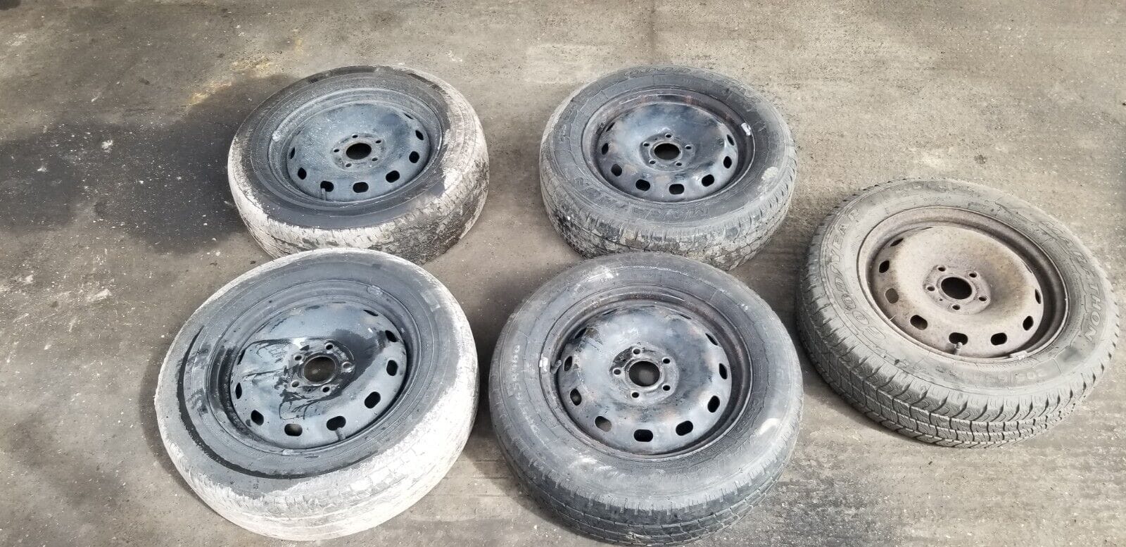 VAUXHALL VIVARO STEEL WHEEL AND TYRE 205/65R16C