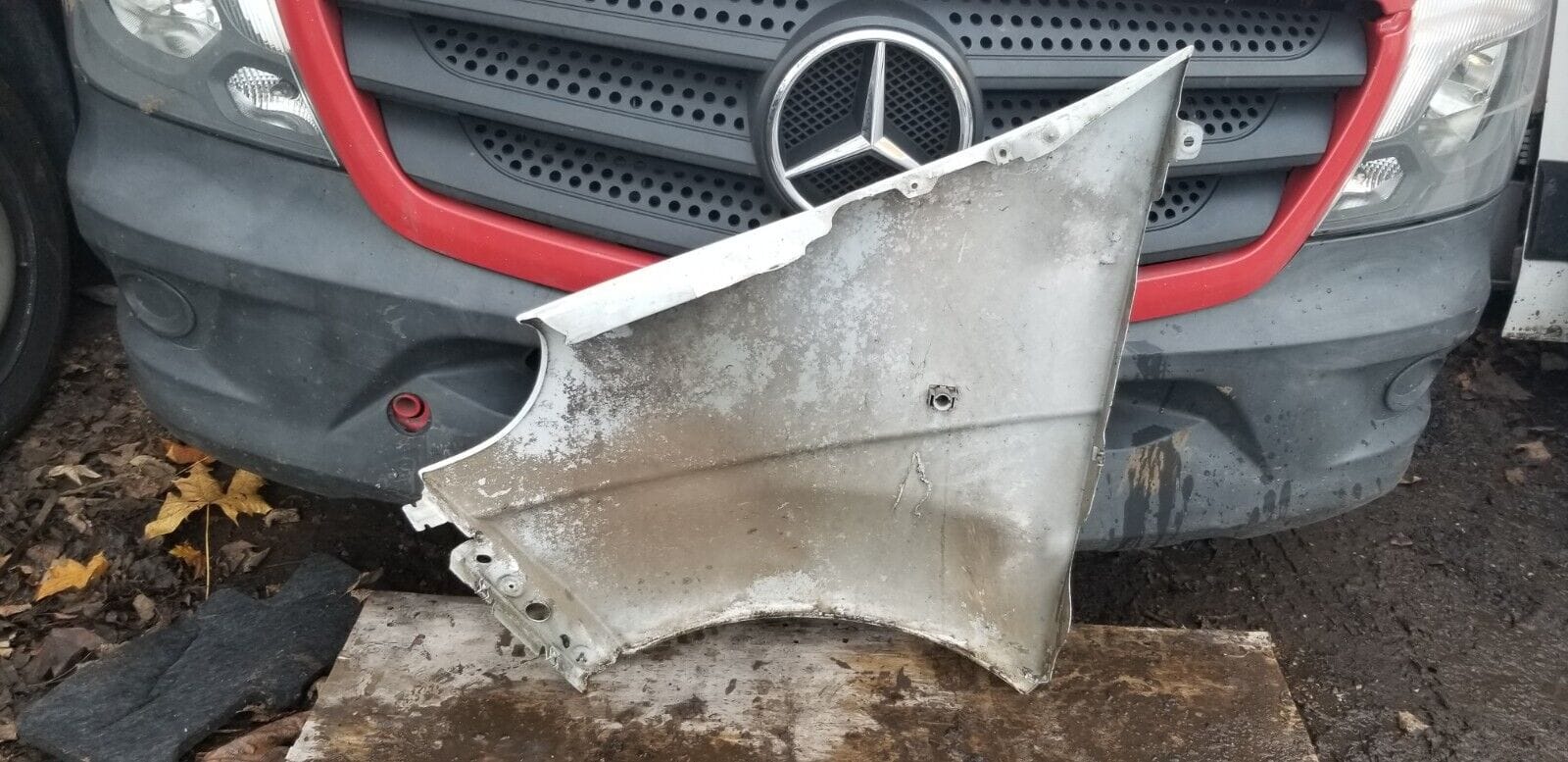 VAUXHALL VIVARO Wing Panel Drivers Side 2012 Diesel - Image 4