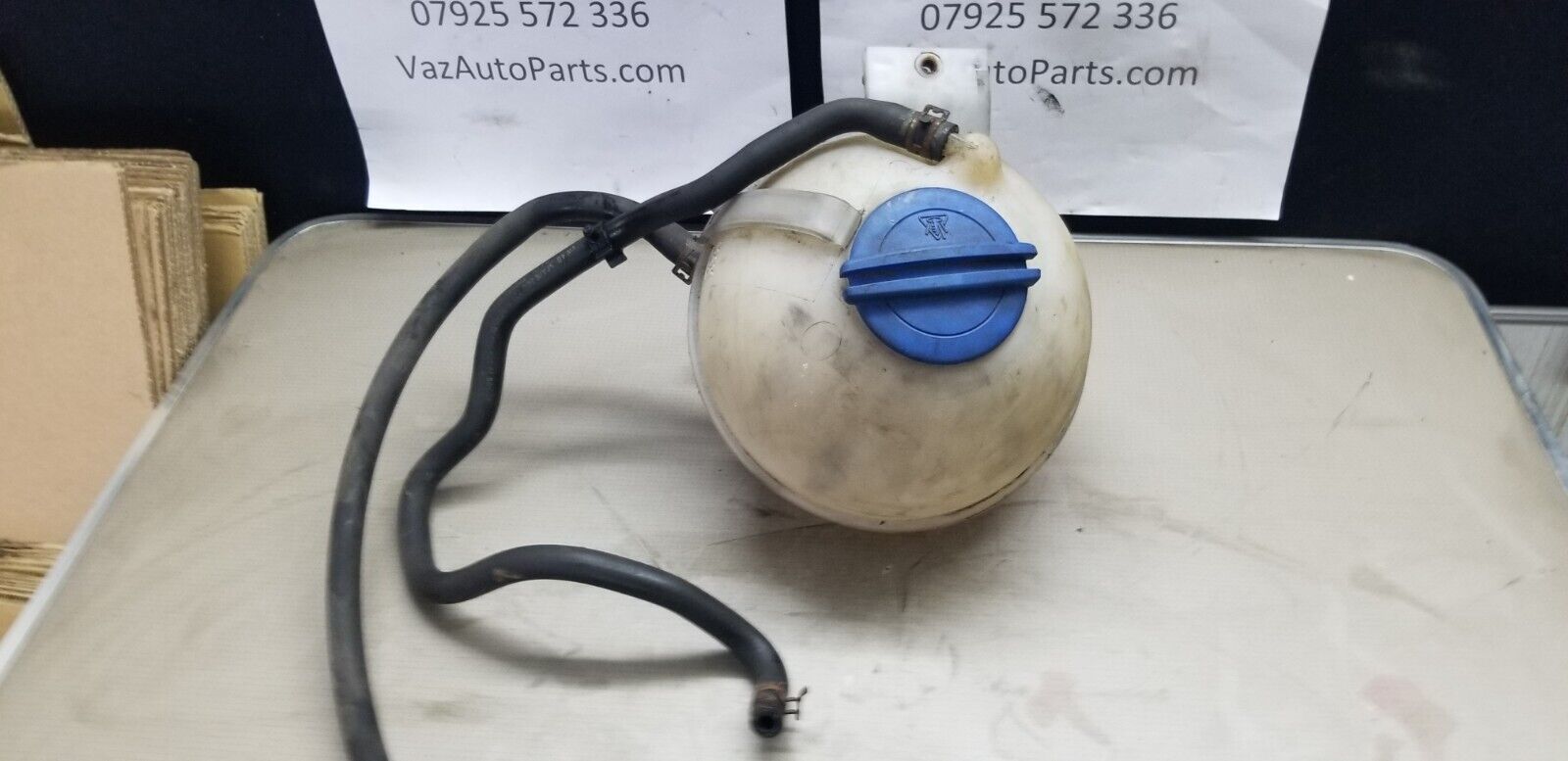 VOLKSWAGEN CRAFTER Coolant Expansion Tank 2015 2.5 Diesel HVW9065010103 - Image 4