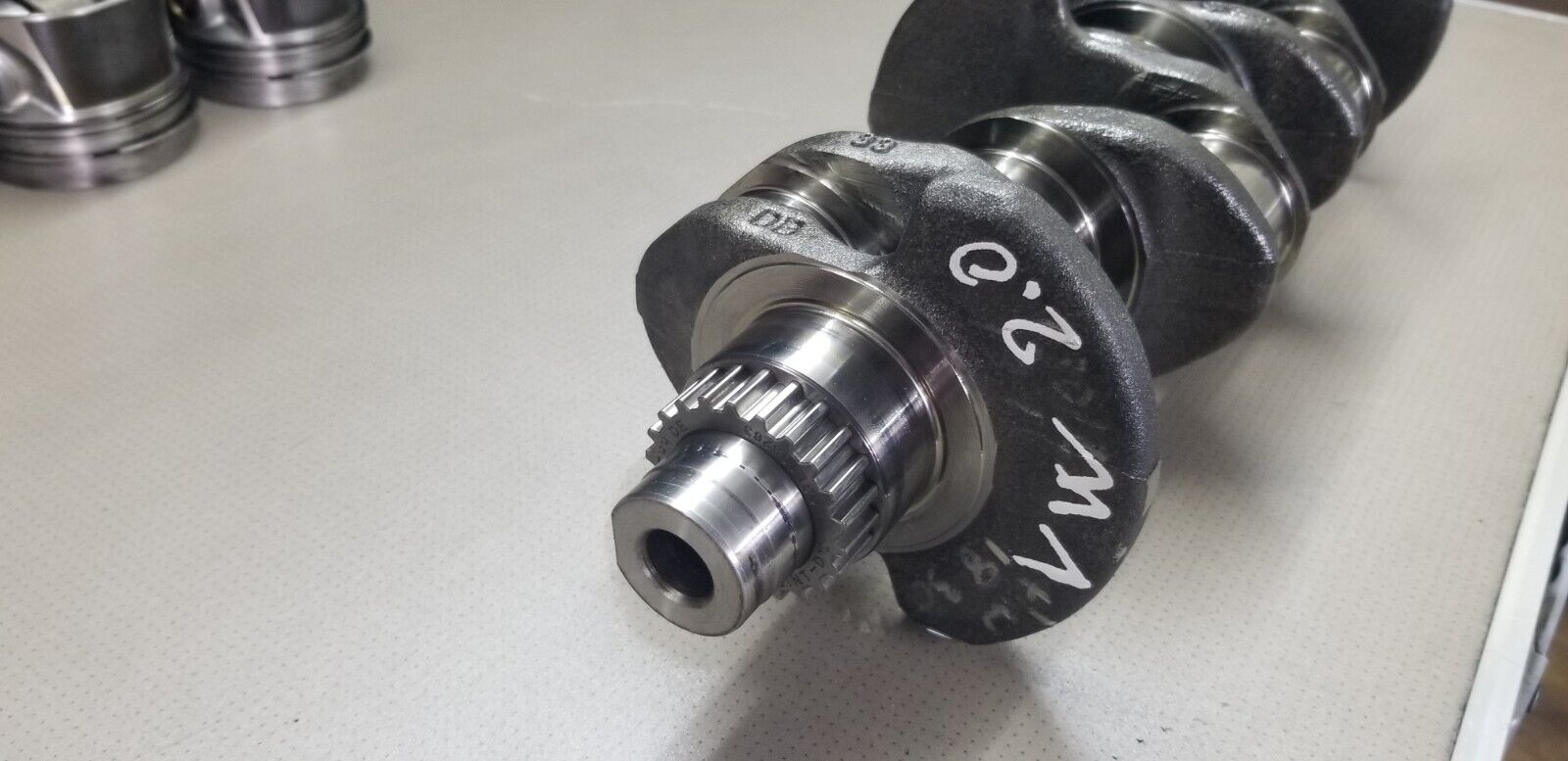 Volkswagen Passat 2010 - Crankshaft 2.0T TDI 03L - Image 4