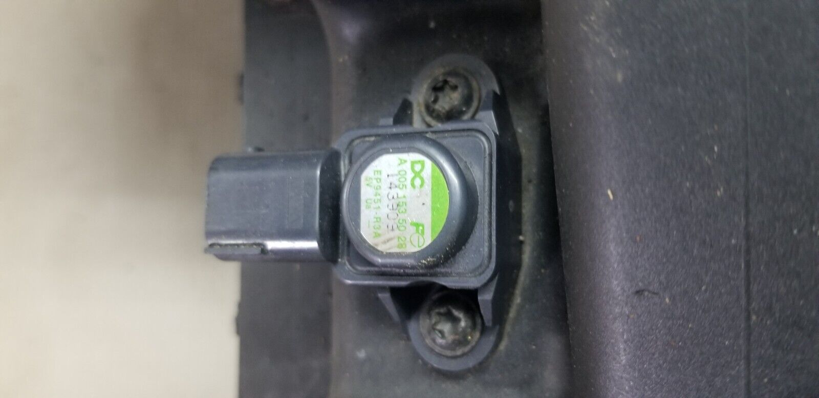 VW CRAFTER 2.0 AIR FILTER BOX 2E0129601D HVW9065280206 2015 - Image 3