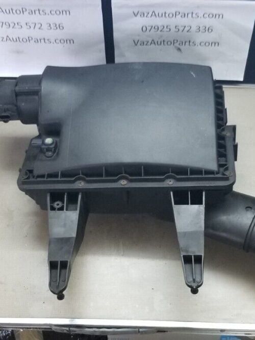 VW CRAFTER 2.0  AIR FILTER BOX 2E0129601D HVW9065280206 2015