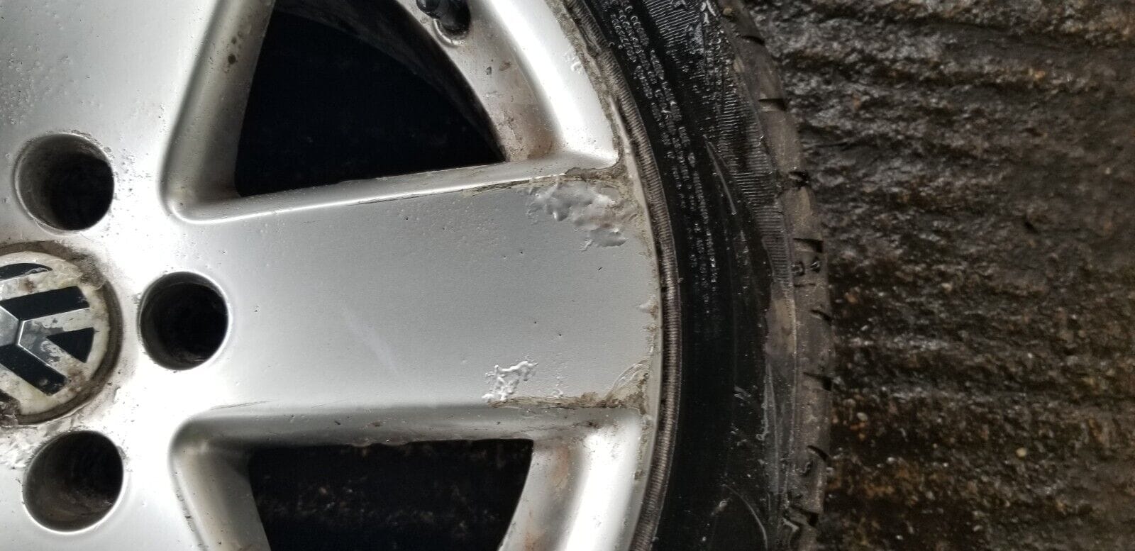 VW Passat B6 Alloy Wheels & Tyres 235 45 17" 3C0601025E - Image 11