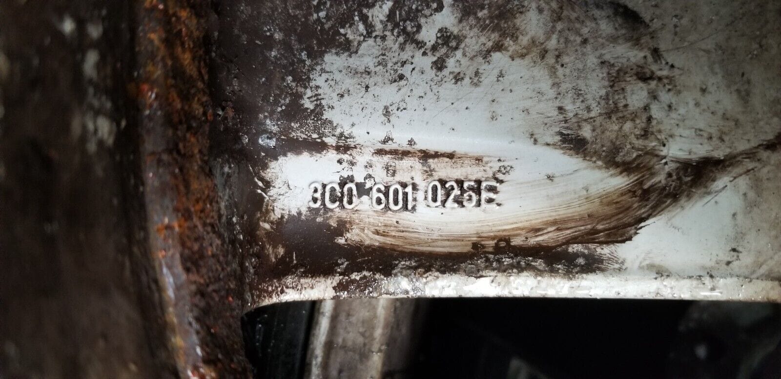 VW Passat B6 Alloy Wheels & Tyres 235 45 17" 3C0601025E - Image 18