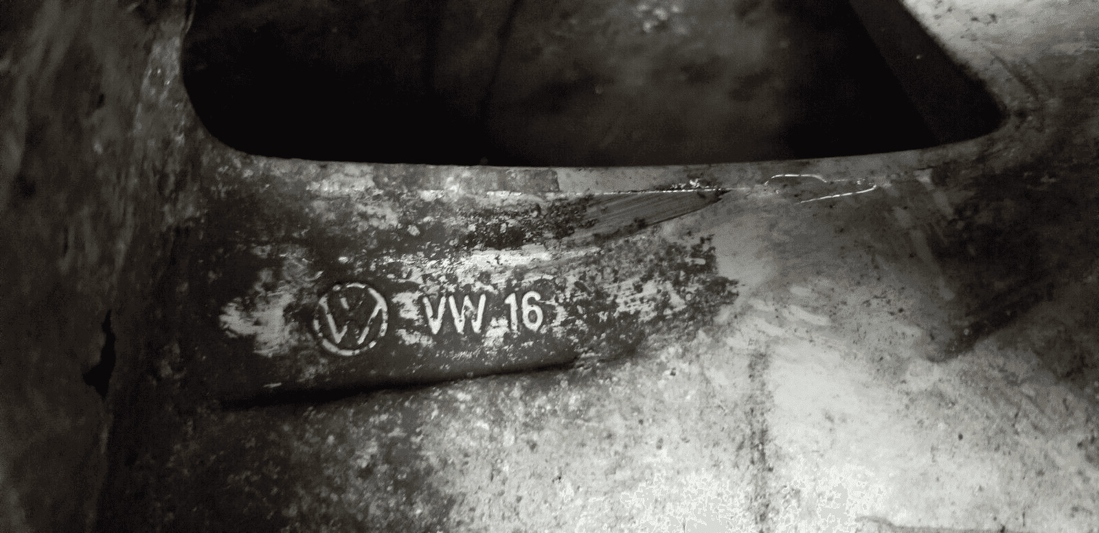 VW Passat B6 Alloy Wheels & Tyres 235 45 17" 3C0601025E - Image 19