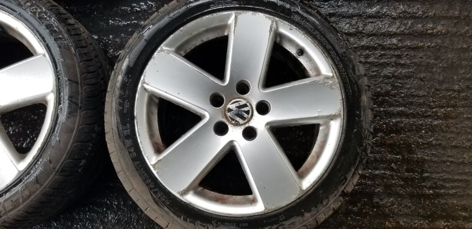 VW Passat B6 Alloy Wheels & Tyres 235 45 17" 3C0601025E - Image 8